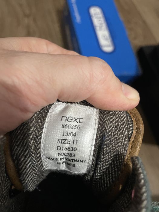 Продам кеды Next