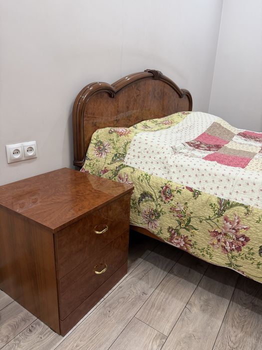 Продам спальный гарнитур шатура