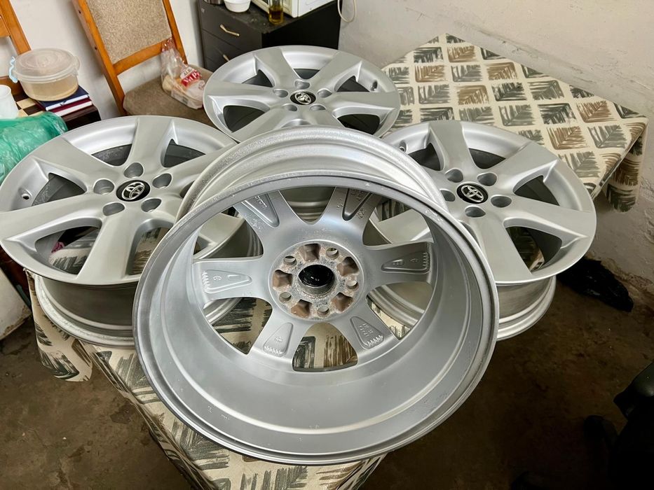 Jante r17 originale Toyota C-hr RAV4  Auris Corolla Camry Rav4 Prius 5x114,3 & senzori presiune roti originali Toyota