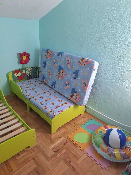 Детски легла с матраци, два броя, 70/140см