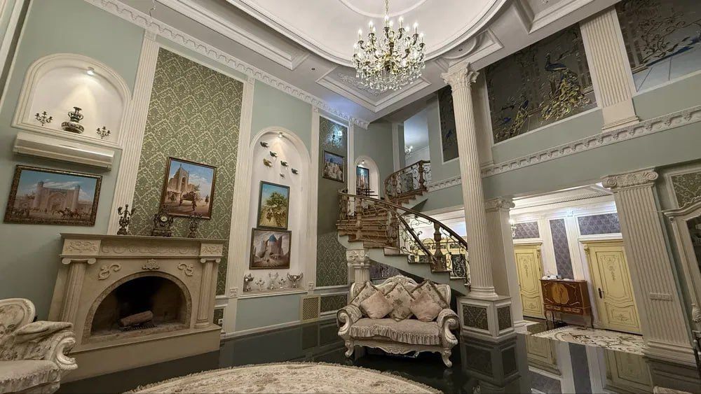 Sotiladi Дом Яккасарай махалля Тепа Ракат Боши 5 соток 3 уровня