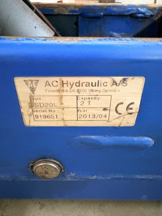 Elevator de canal AC Hydraulic SD20L – 2T