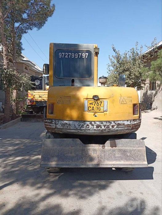 Ekskavator Volvo sotiladi