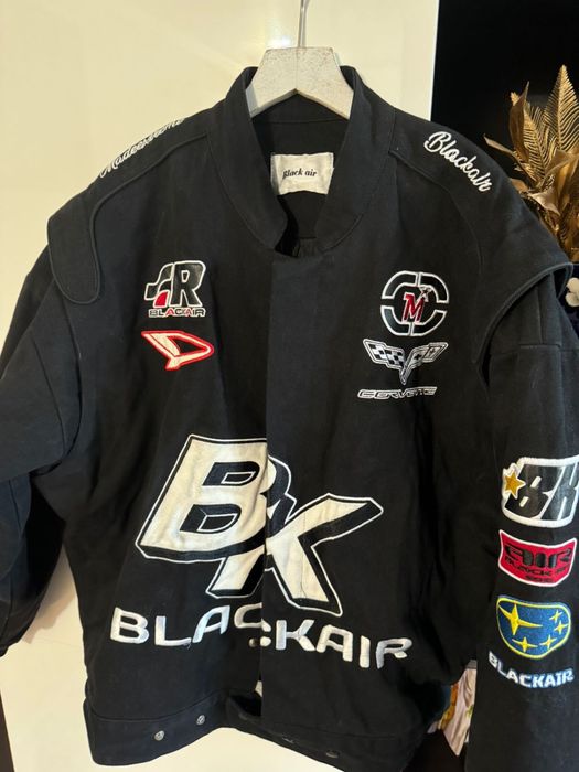 Продам куртку