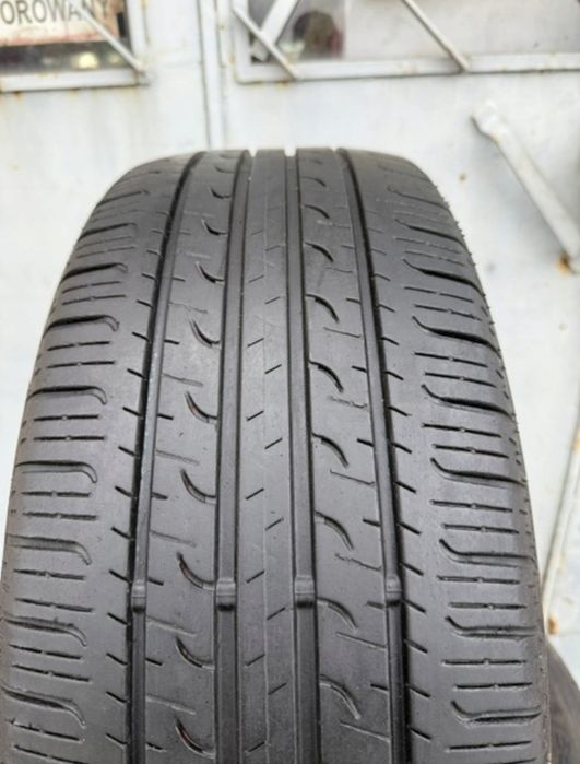 Goodyear EfficientGrip SUV 4x4 225/55R19