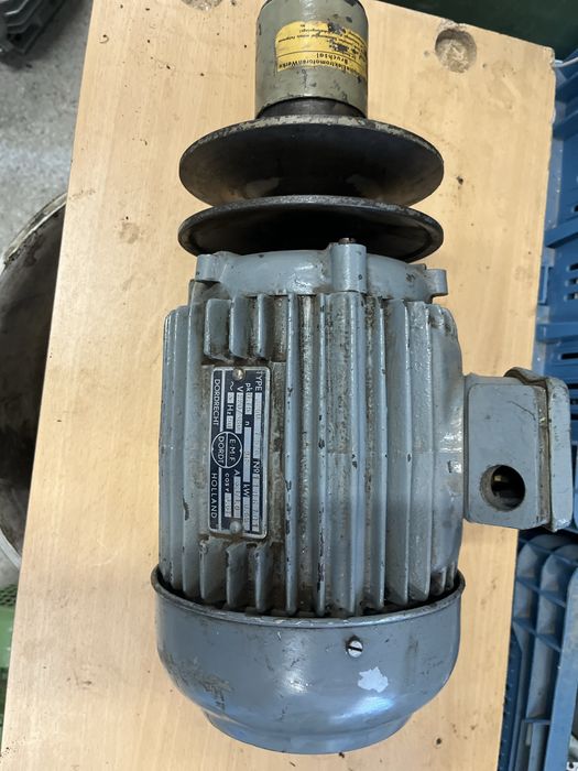 Motor electric de 0,75 kw