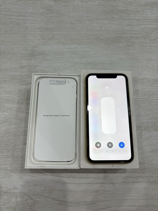 Срочно продам айфон 11