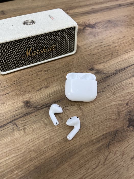 Наушник AirPods 4