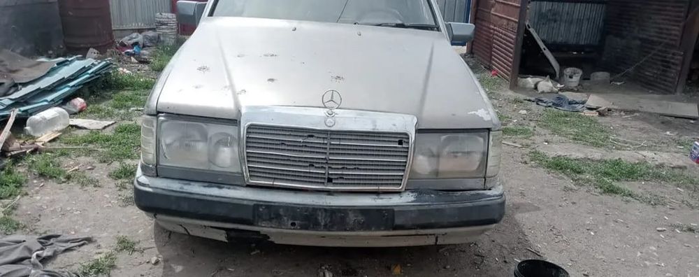Mercedes-benz e200