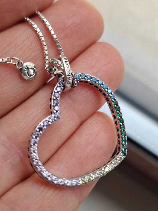 Сребърно колие със висулка сърце - модел на ПАНДОРА