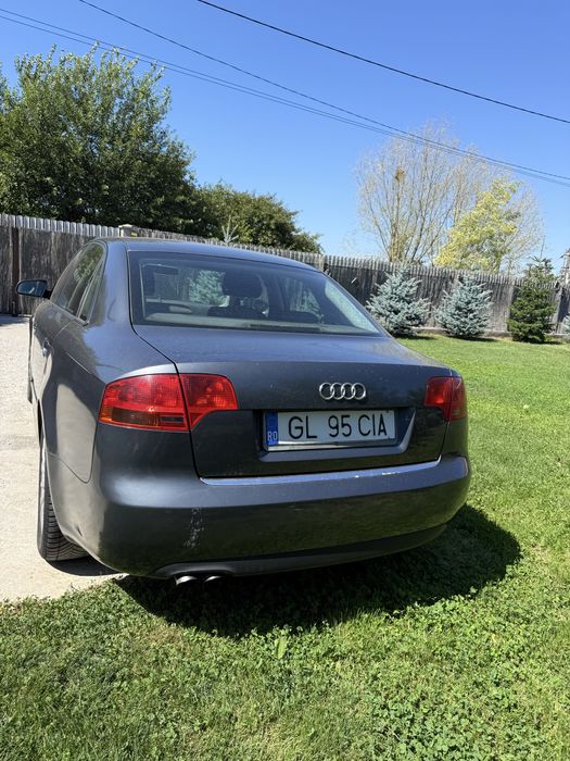 AUDI A4 0 — imagine 2