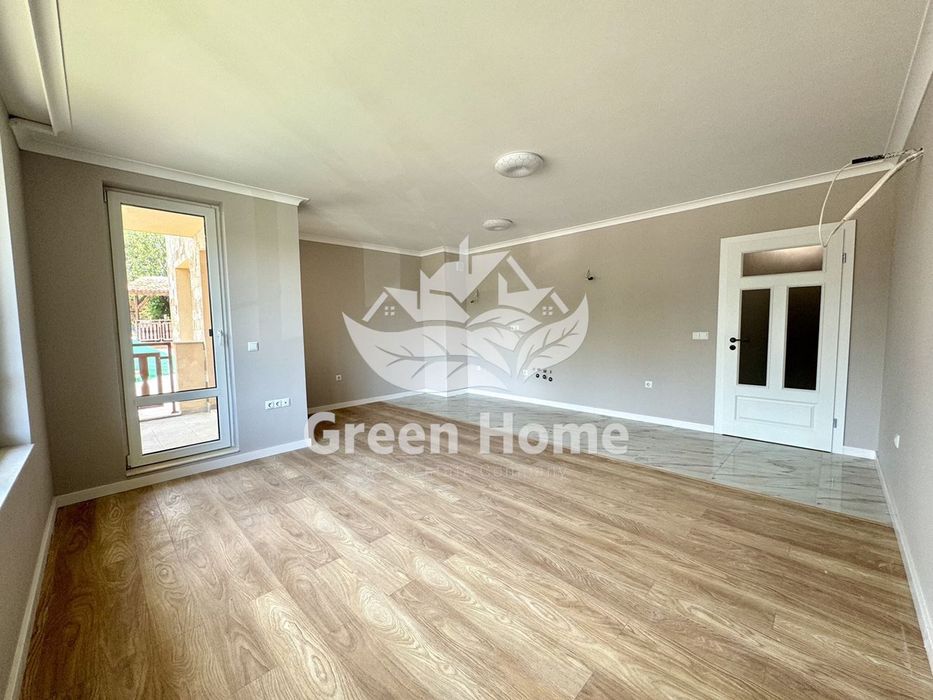 Продава се Двустаен апартамент в к.к. Св.Св. Константин и Елена - 78 кв.м за 2025 €/кв.м - Снимка #1