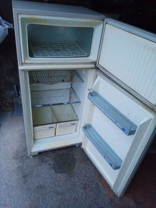 Продаётся холодильник