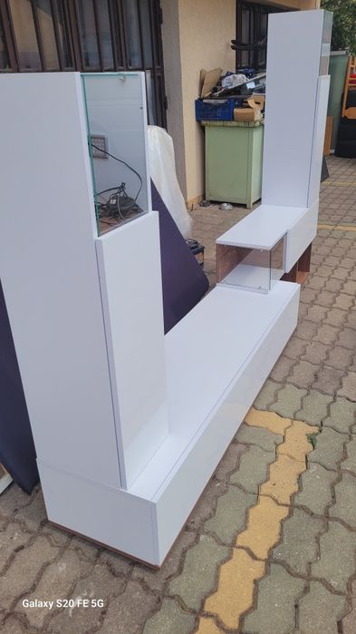 Секция за хол, тв шкаф