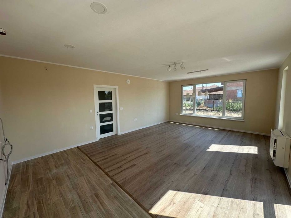 Продава се Къща в с. Граф Игнатиево, Област Пловдив - 130 кв.м за 2077 €/кв.м - Снимка #3