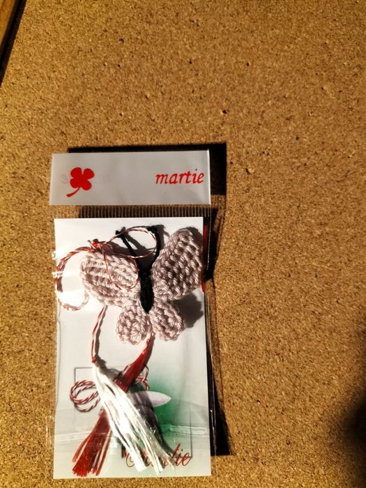 Brosa Martisoare 1 martie