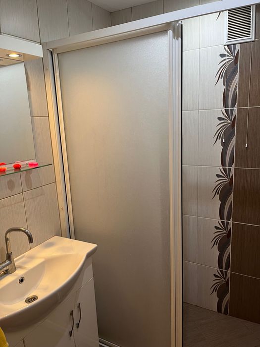 Дава се под наем Тристаен апартамент в Варна, Цветен квартал - 94 кв.м за 548.25 € - Снимка #6