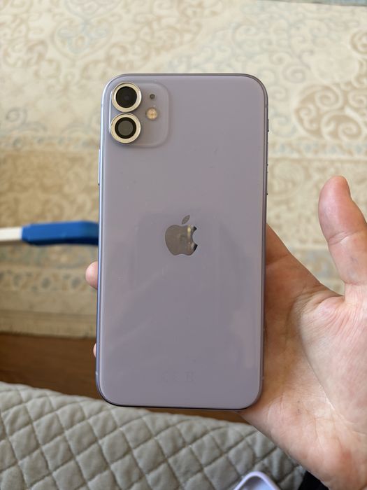 iPhone 11 128GB в отличном состояний