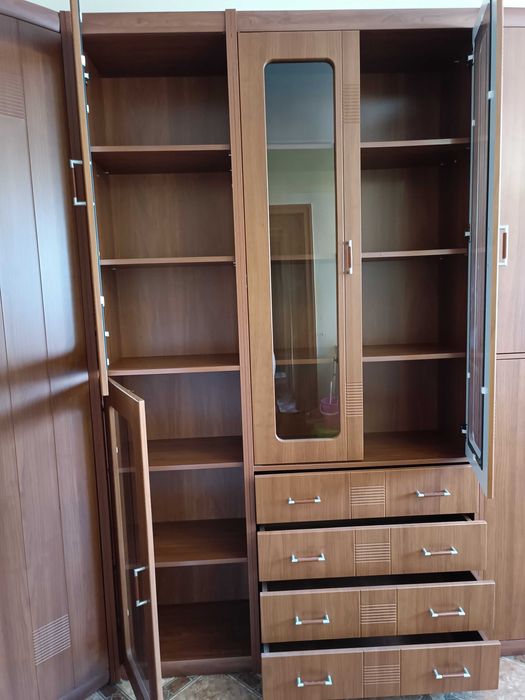 Набор шкафов для дома