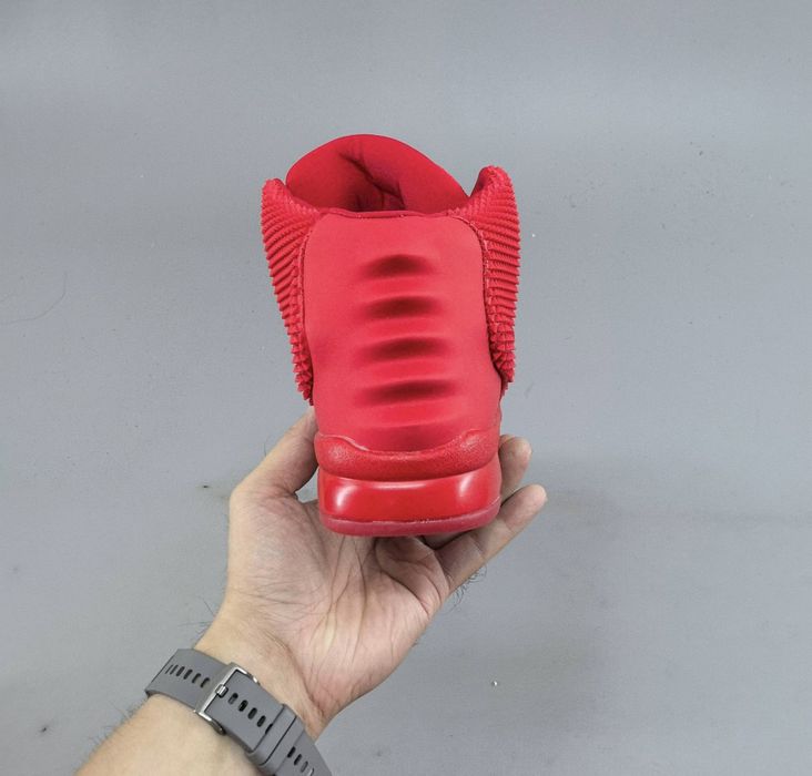NIKE Air Yeezy 2