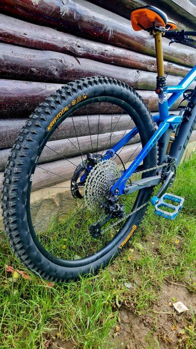Cube stereo carbon 150s ACTION TEAM  full KASHIMA