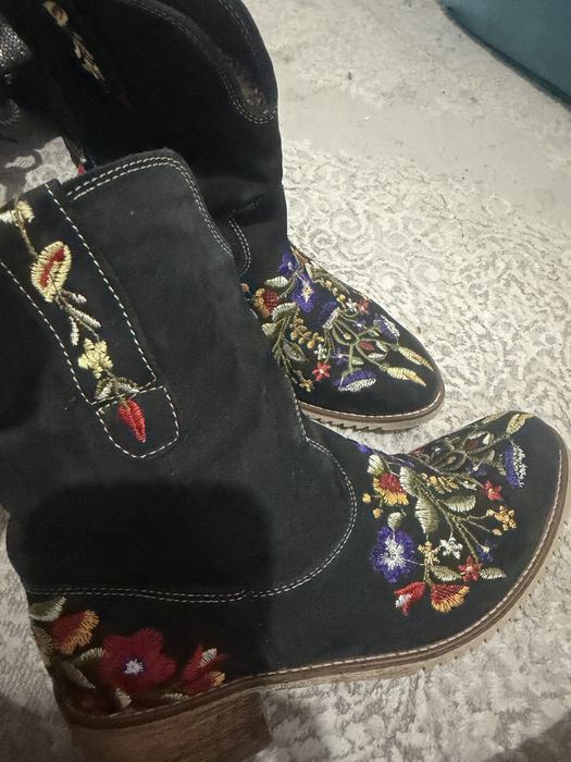 Продаи женские казаки