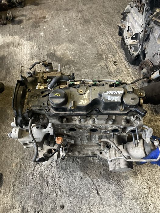 Peugeot 208 1.4 hdi 2014 година Двигател