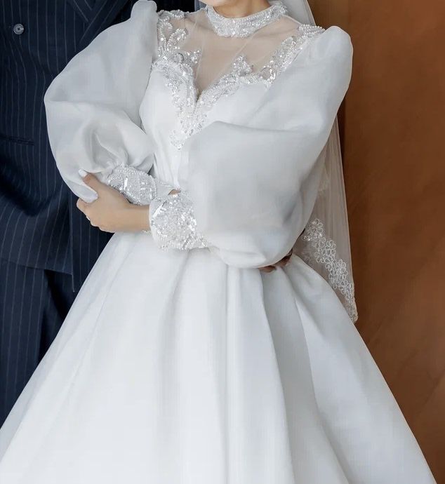 Свадебное платье б/у