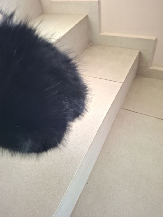 Дамски шапки  нови