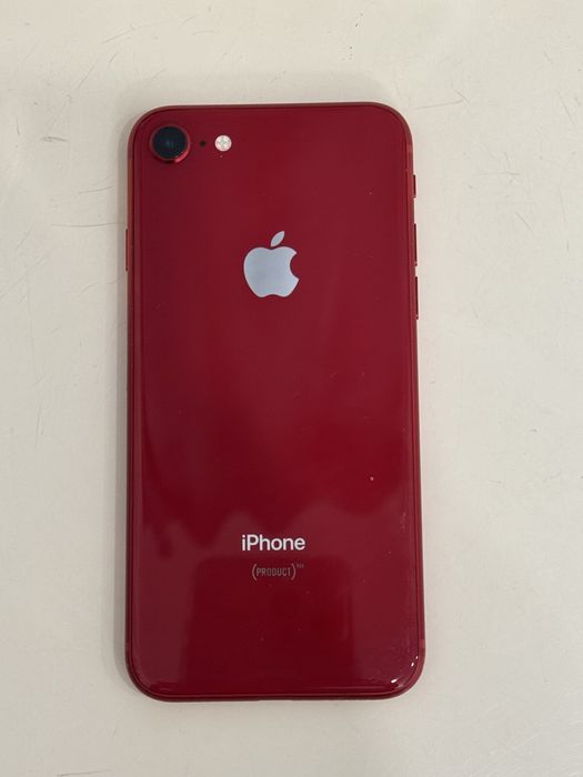 Iphone 8 красный