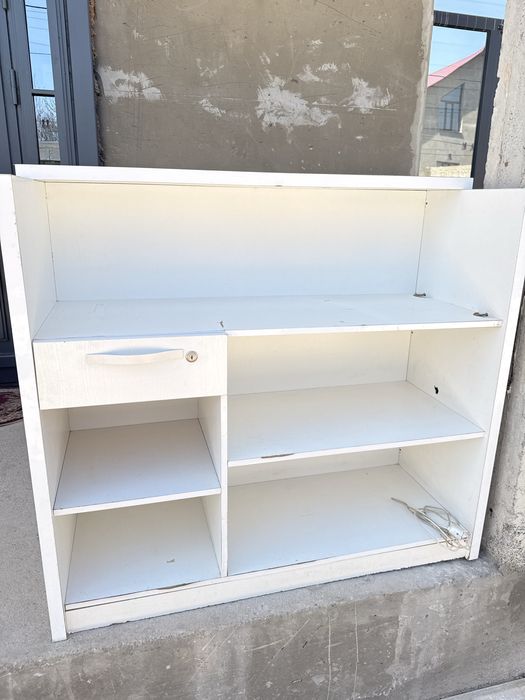 Ресепшн б/у для магазина