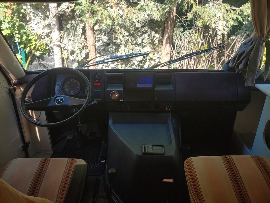 Vand autorulota integrata marca Mercedes Benz MB 100D Mirage City 3, 113.000 km reali, 4.96 m lungime!!,model premium, foarte rar, pretabil istoric.