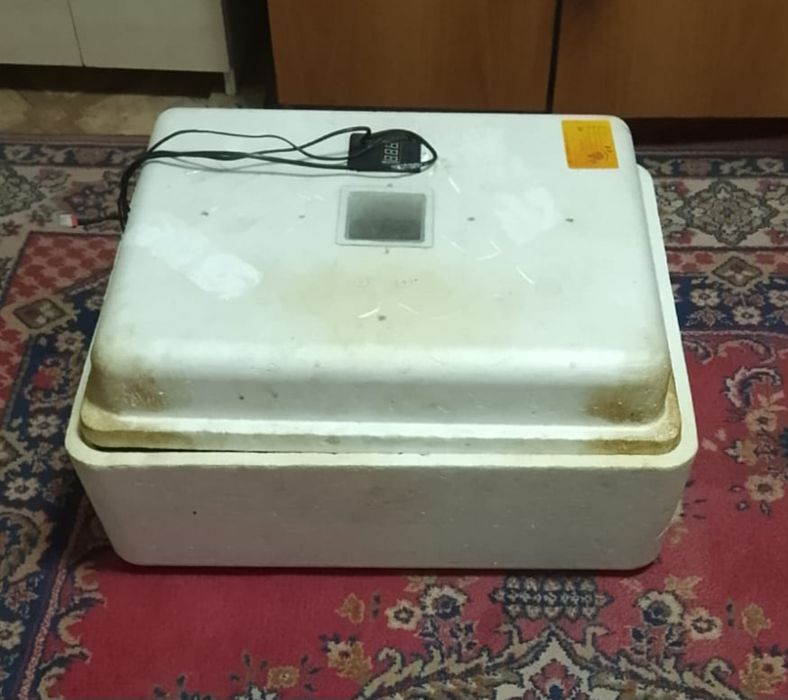 Продам инкубатор