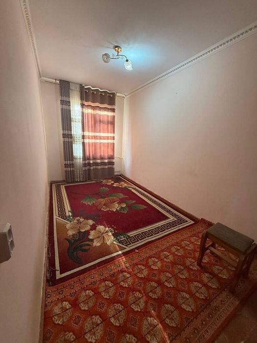 Срочно Продам квартиру Чиланзар квартал 20  2/4/4