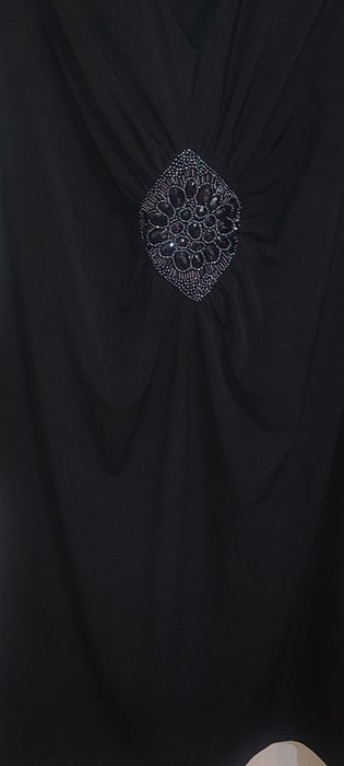 Елегантна дамска рокля