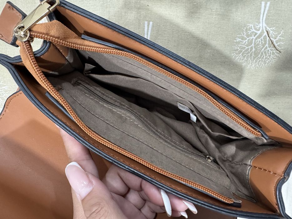 Кожена чанта – почти нова