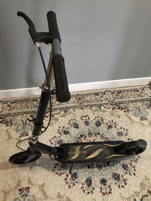 Продам самокат городской