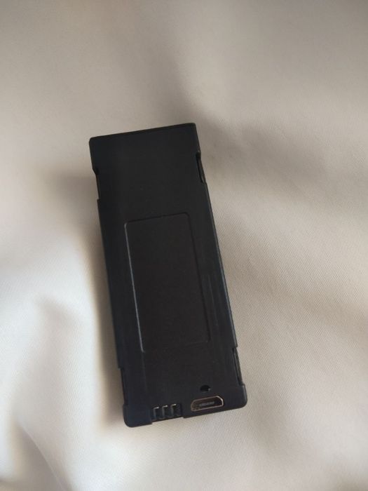 FX752 3.7V 500mAh Li-Po battery (model FX752-500)
Съёмный, ра