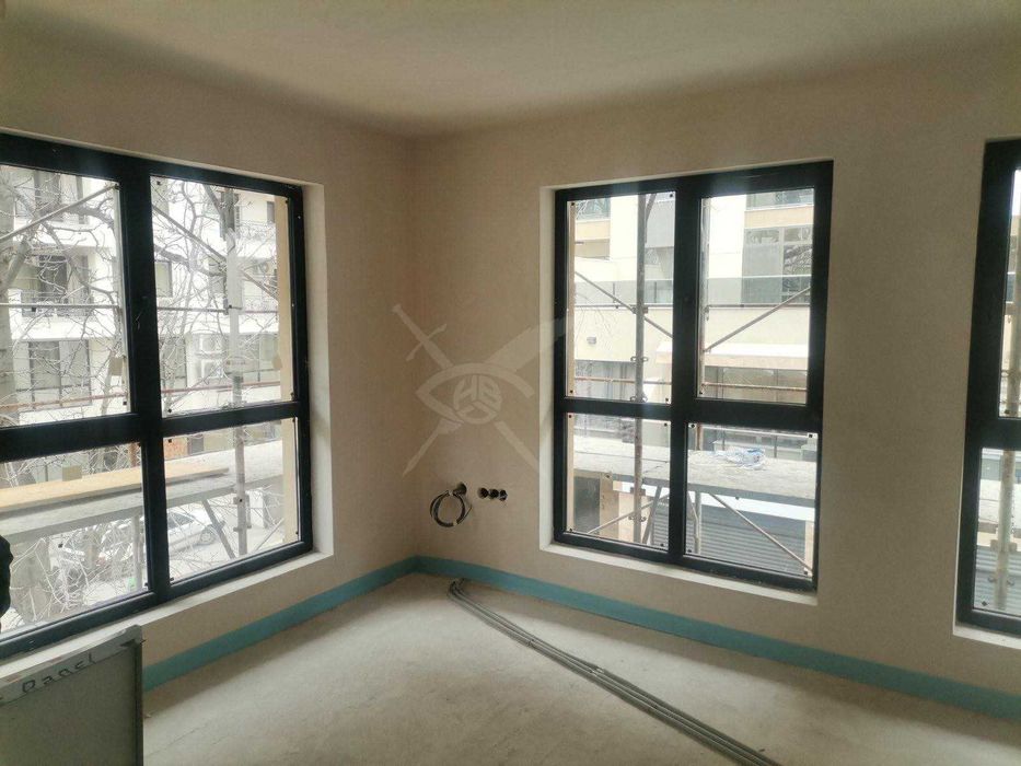 Продава се Тристаен апартамент в Пловдив, Мараша - 87 кв.м за 1868 €/кв.м - Снимка #1