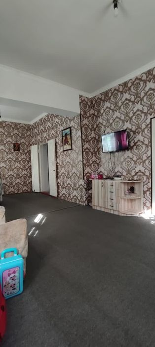 Продаётся 3х комнатный дом на участке.