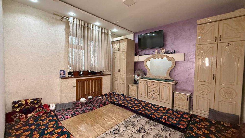 Фрунзиский Саёхат магазини 1қаватда 2хонали квартира сотилади.ID: 1887