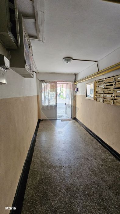 Apartament cu 2 camere de vânzare în zona Maratei
