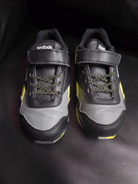 Adidasi baieti reebok