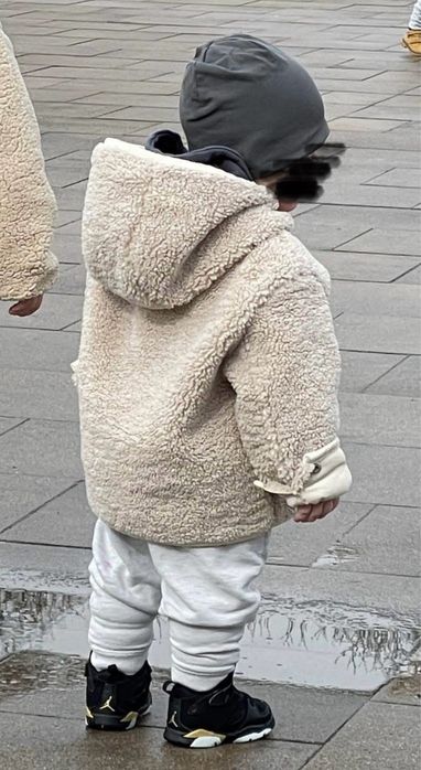 Geaca blana copii unisex marimea 98