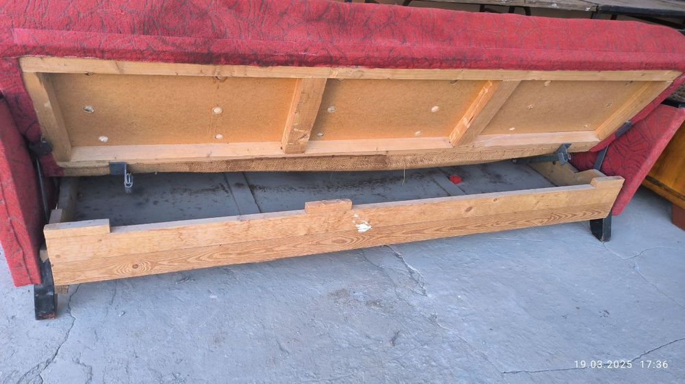 Диван две штуки б/у