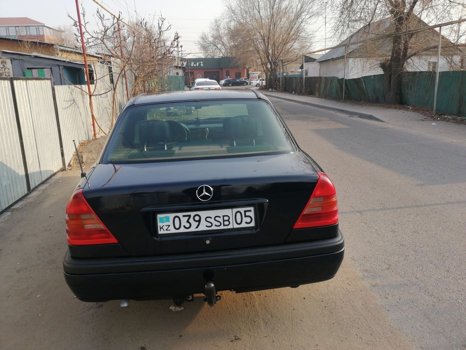 Продам Мерседес С180
