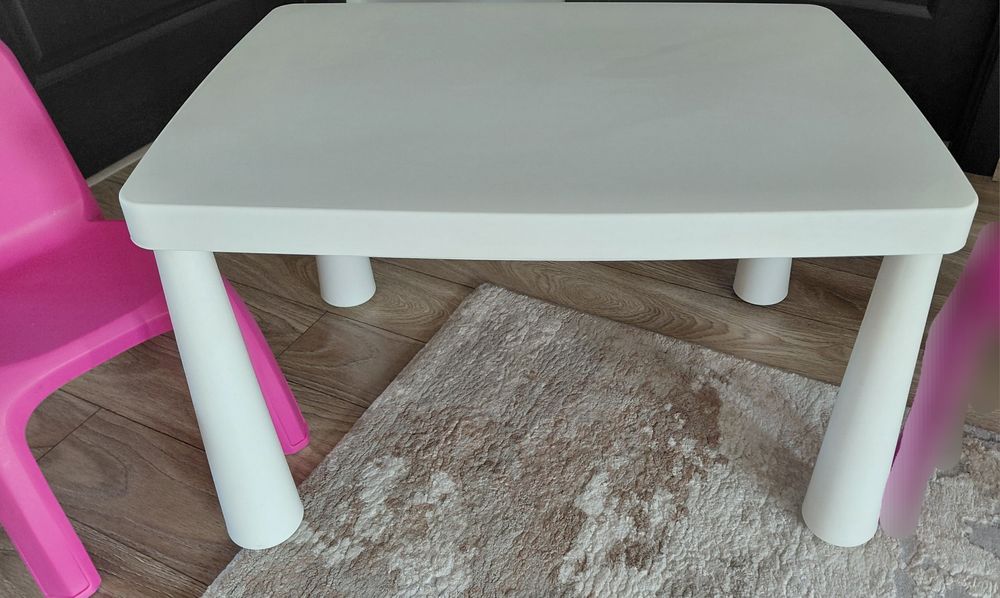 Masa copii ikea mammut si scaun roz