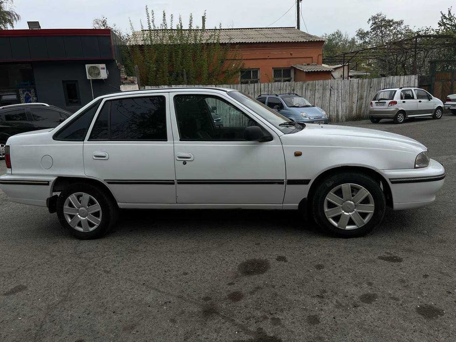 Nexia 1, oq 2005 yil