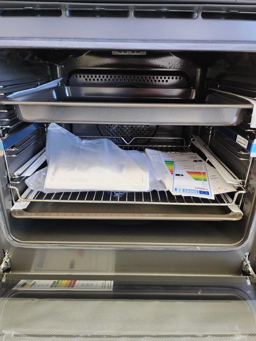 Духовой шкаф Hansa BakingPro BOESS694097