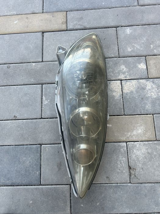 Фара правая camry 35